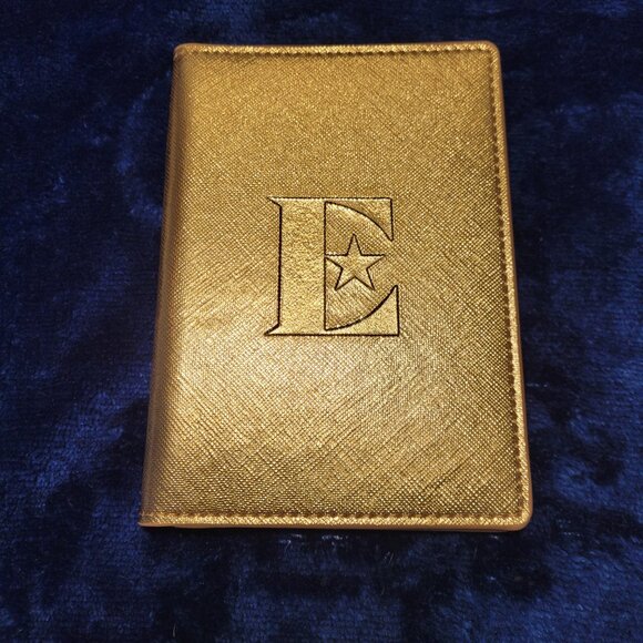 Elton John Farewell Tour Passport Holder - Picture 1 of 5